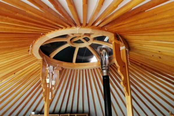 Yourte Connect - Yourte Mongole traditionelle.