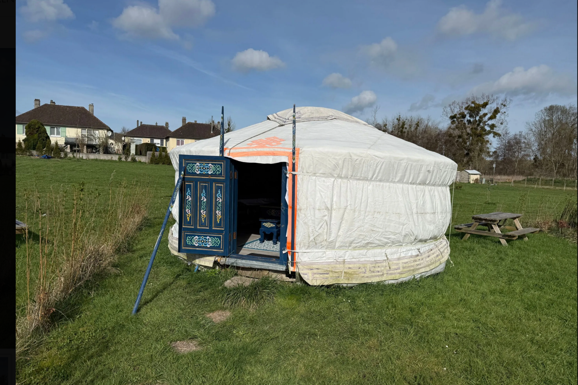 YourteConnect - Y mongole 20m2 avec mobilier et plancher - 1